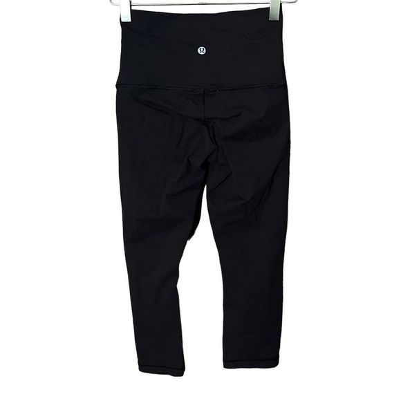 Lululemon High Rise Crop Leggings 4 - Picture 4 of 6